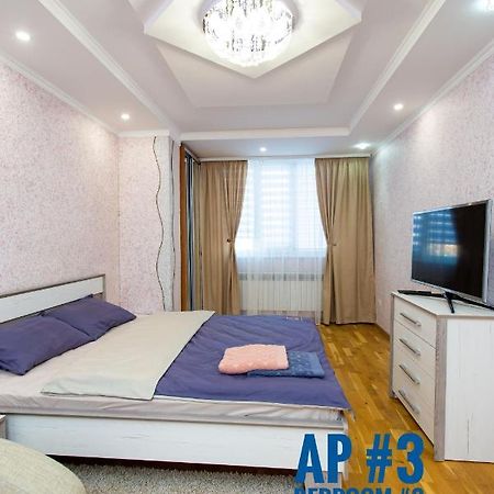 Центр. Хмельницького. 2 Спальні Ternópil Exterior foto